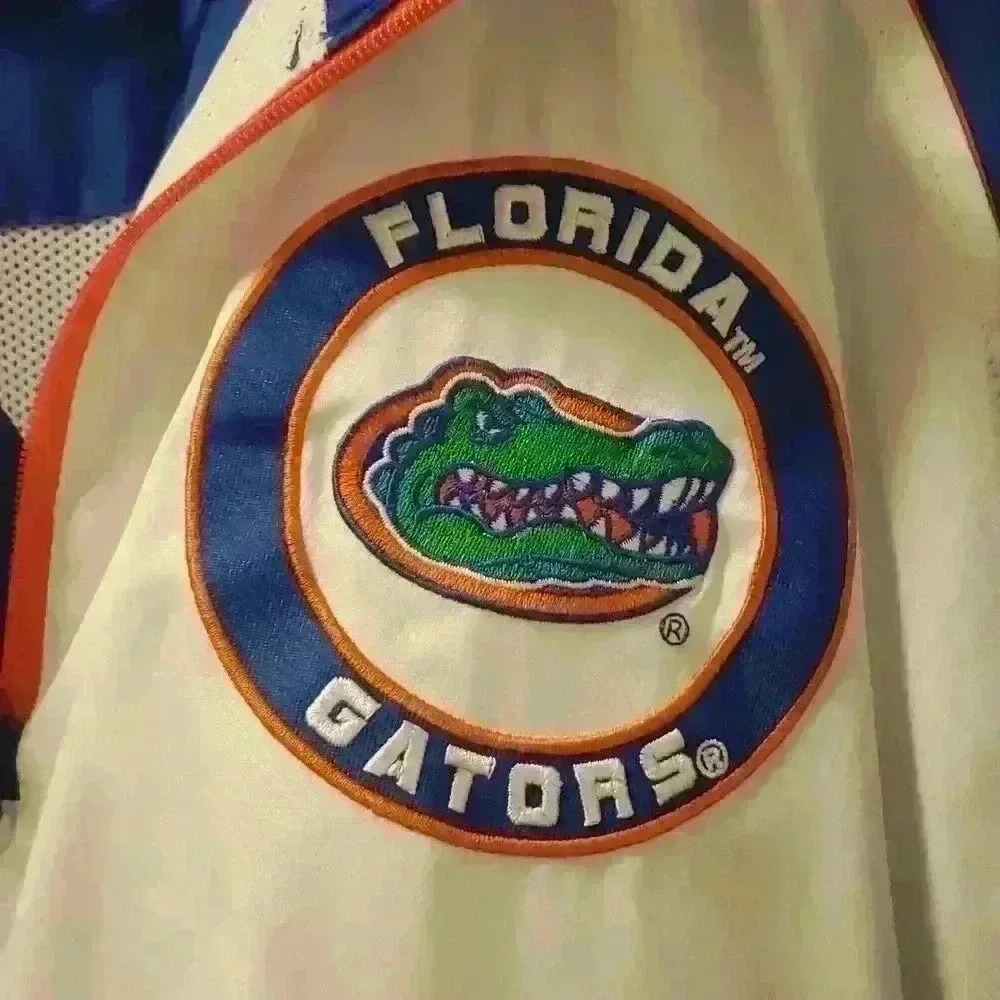 Men's NCAA Gators wind breaker. SZ LG. Never worn. - Picture 4 of 5